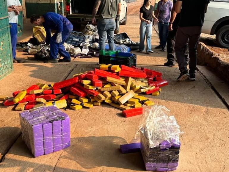 Las drogas incautadas en la frontera que fueron destruidas en Brasil.