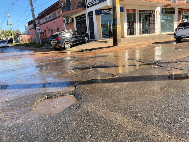 Baches tapados por una gran cantidad de agua.