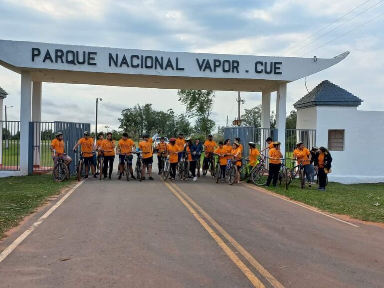 Este domingo se realiza la tercera edición del Bicitour Vapor Cué.