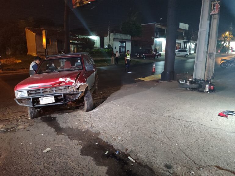 Accidente fatal en San Lorenzo: motociclista pierde la vida tras choque contra camioneta