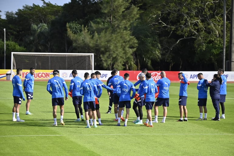 Entrenamiento en el CARDE de Ypané.