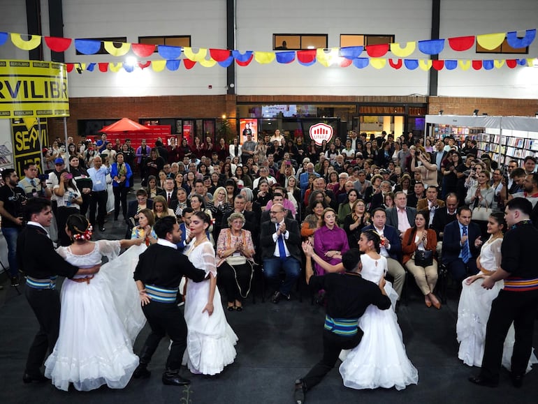 Apertura Libroferia Encarnación 2024.