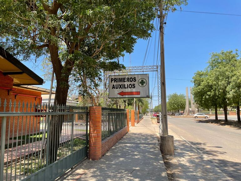 Parte exterior del Hospital de Filadelfia, uno de los hospitales que terceriza el servicio de atención a los asegurados de IPS.