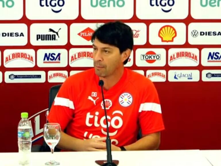 El argentino Daniel Garnero, entrenador de la selección paraguaya.