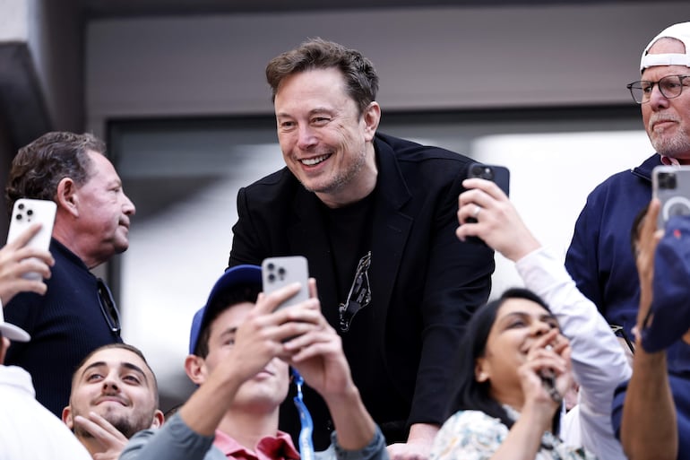 Elon Musk es la persona más rica de Estados Unidos, según la revista Forbes.