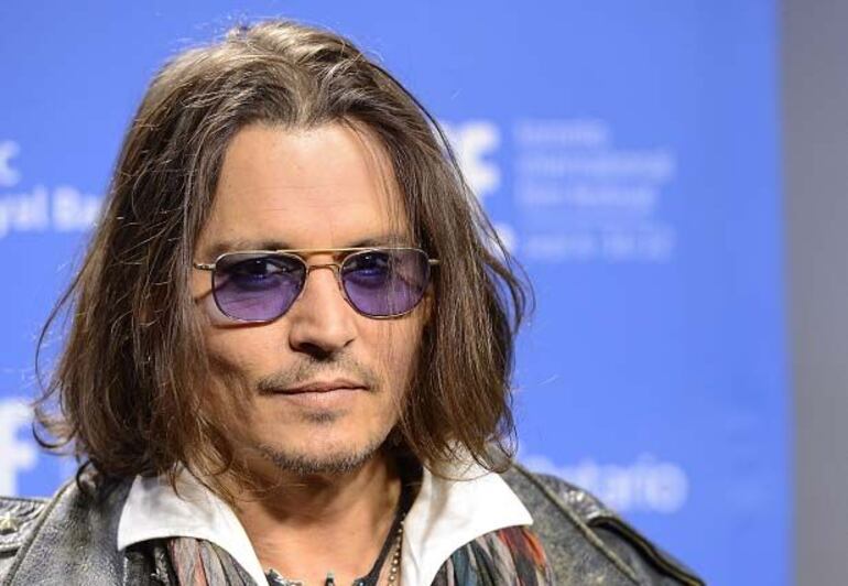 El actor Johnny Deep forma parte de la agrupación de rock "Hollywood Vampires"