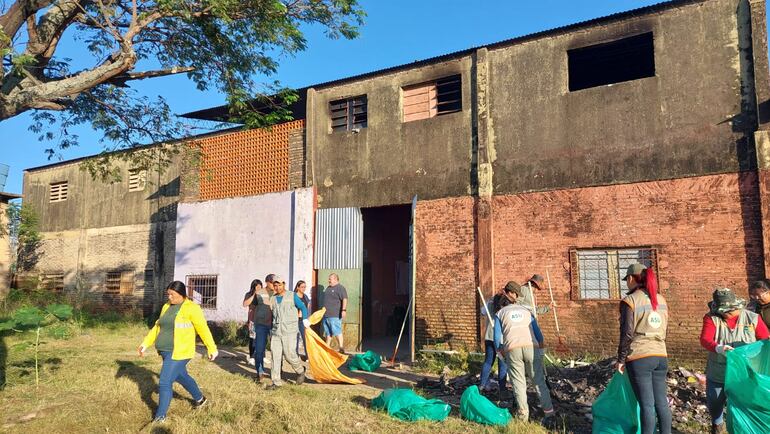 escuela minga Asunción Santa Rosa Tacumbú bañado