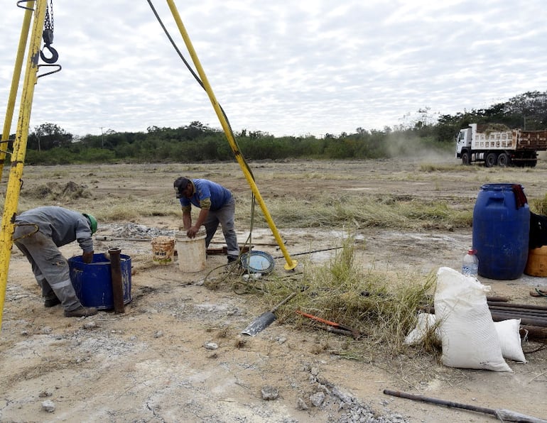 Ya se realizan trabajos previos a la construcción de la Universidad Taiwán en el Parque Guasu.