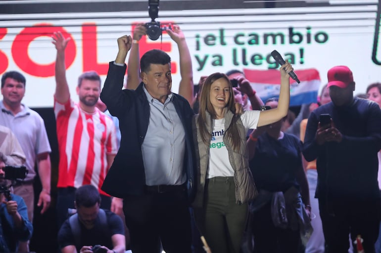 Efraín Alegre y Soledad Núñez fueron los candidato de la Concertación Nacional "para un nuevo Paraguay", la primera oficialmente conformada desde la creación de la ley.