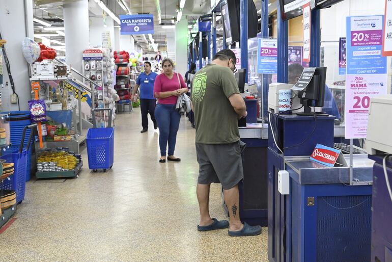 Empresarios coincidieron en señalar que aprobar el examen de Gafilat es bueno para la economía del país. Sin embargo, observación que es necesario avanzar en los delineamientos para la reactivar la economía y fortalecer la seguridad jurídica para atraer inversores.