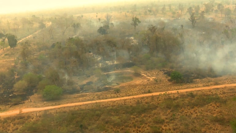 El fuego ya consumió unas 100.000 hectáreas en el alto Chaco.