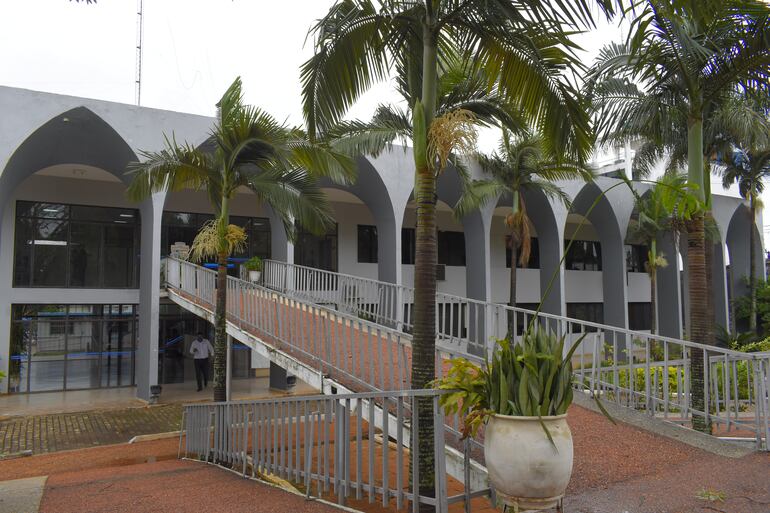 Fachada Gobernación del Guairá.