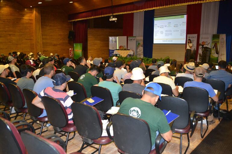 Las charlas en el salón auditorio de Agrodinámica se realizarán durante los cuatro días que dura la muestra.