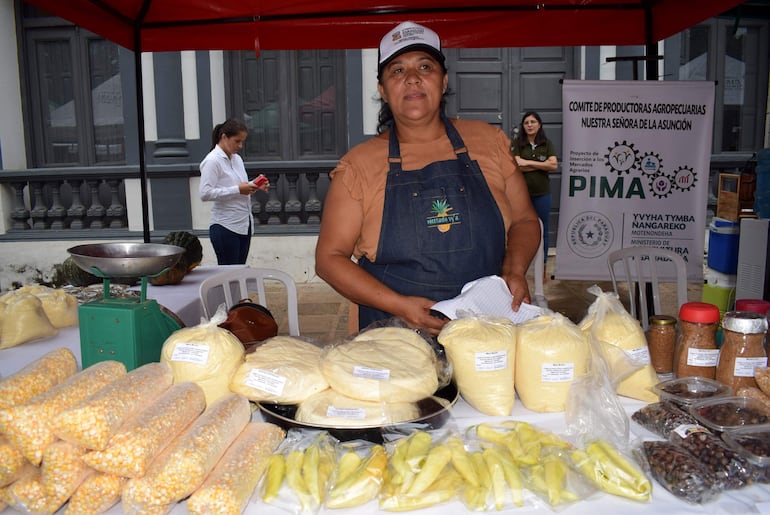 Durante la feria, se ofrecerán productos para las celebraciones de Navidad y Año Nuevo.