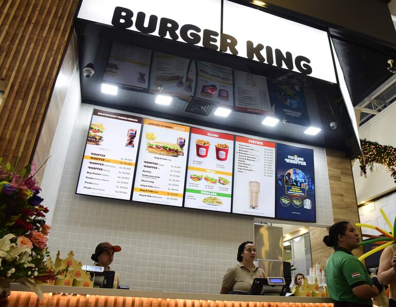 La nueva tecnología de las pantallas de Burger King facilita la experiencia de compra.