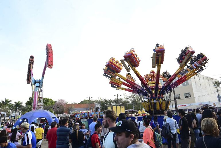 Diversas actividades para el entretenimiento de grandes y chicos se dispone en la Expo 2023.