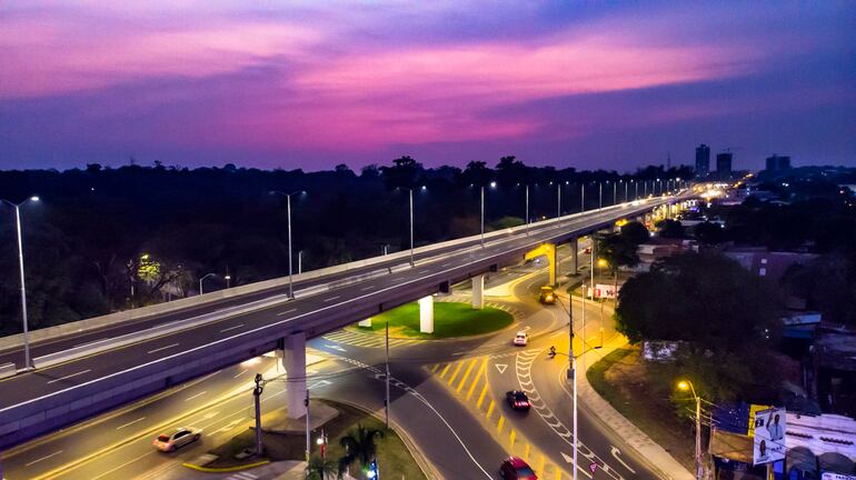 Cavialpa acompaña el desarrollo de las más importantes obras viales y de infraestructura en todo el territorio nacional.