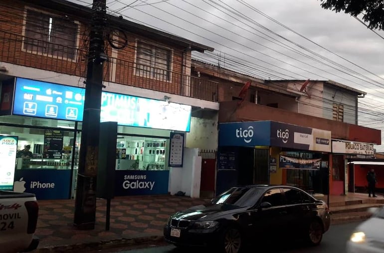 Los dos hurtos ocurrieron en locales situados sobre la avenida San José de Ciudad del Este.