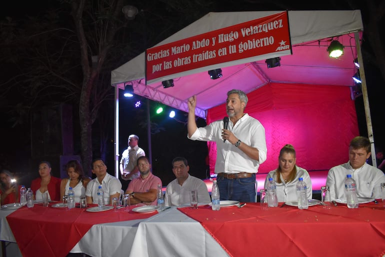 Encendido discurso del ex-presidente de la república, Mario Abdo Benítez, en la localidad de Guarambaré.