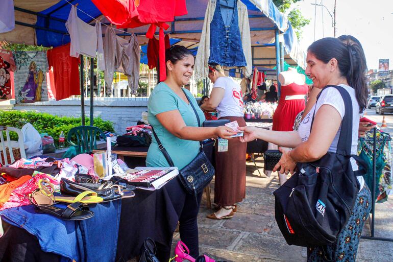 El objetivo es movilizar la economía en el rubro de la artesanía en Villarrica.