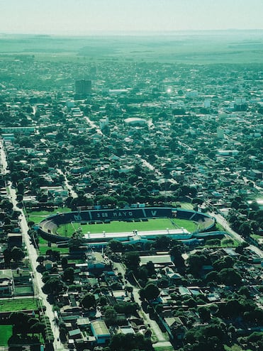 El estadio Río Parapití de Pedro Juan Caballero albergará esta tarde el partido entre el Sportivo 2 de Mayo y Olimpia.