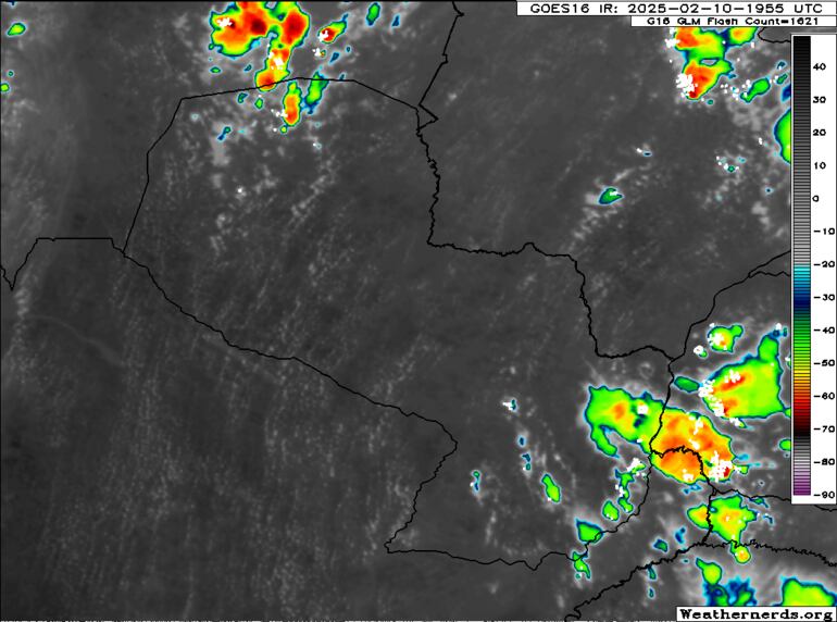 Núcleos de tormenta sobre el territorio nacional.