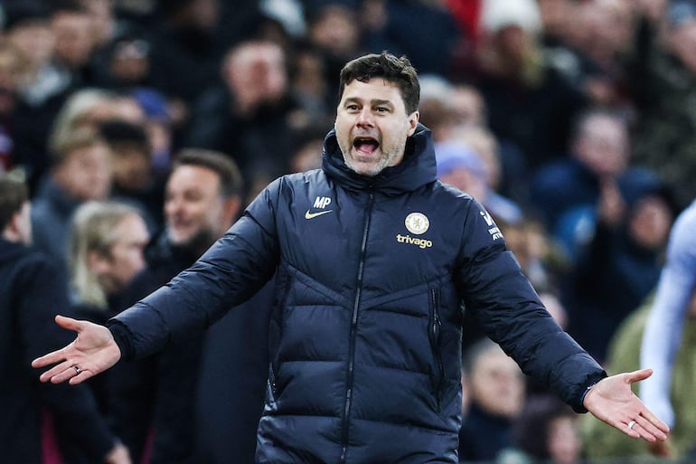 (FILES) Chelsea's Argentinian head coach Mauricio Pochettino reacts during the English Premier League football match between Aston Villa and Chelsea at Villa Park in Birmingham, central England on April 27, 2024. Pochettino has agreed terms to become the new coach of the US national team, according to multiple reports on August 15, 2024. The Athletic and ESPN reported that unnamed sources confirmed Pochettino, who parted ways with English Premier League side Chelsea in May, would replace Gregg Berhalter as boss. (Photo by Darren Staples / AFP) / RESTRICTED TO EDITORIAL USE. No use with unauthorized audio, video, data, fixture lists, club/league logos or 'live' services. Online in-match use limited to 120 images. An additional 40 images may be used in extra time. No video emulation. Social media in-match use limited to 120 images. An additional 40 images may be used in extra time. No use in betting publications, games or single club/league/player publications. / 