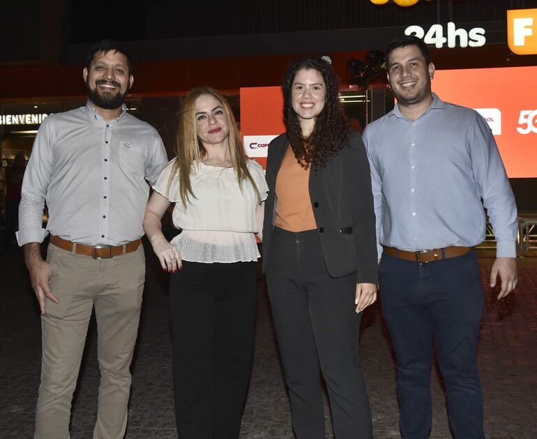 Rubén Brítez, Fabiola Bernal, Ruth Casco y José Leguizamón. 