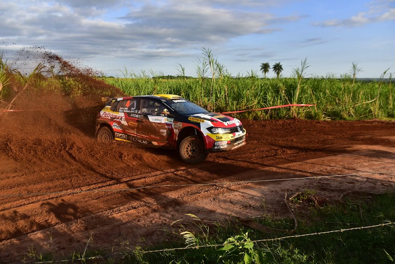 Gustavo Saba, con el VW Polo GTI R5, obtuvo el segundo mejor tiempo en las pruebas oficiales, por detrás de Fau Zaldívar.