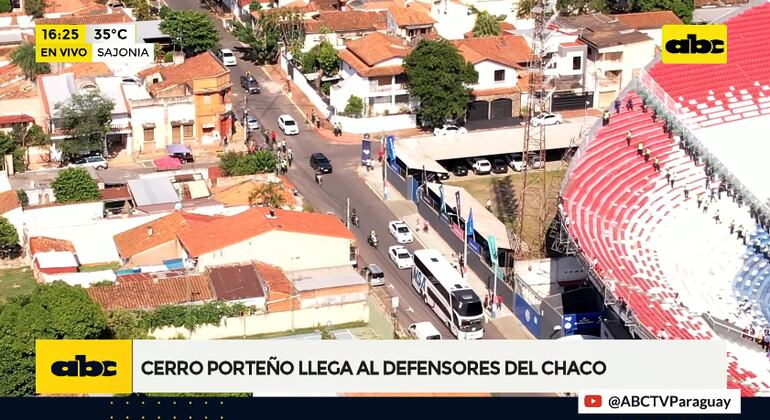 Llegada de Cerro Porteño al estadio Defensores del Chaco.