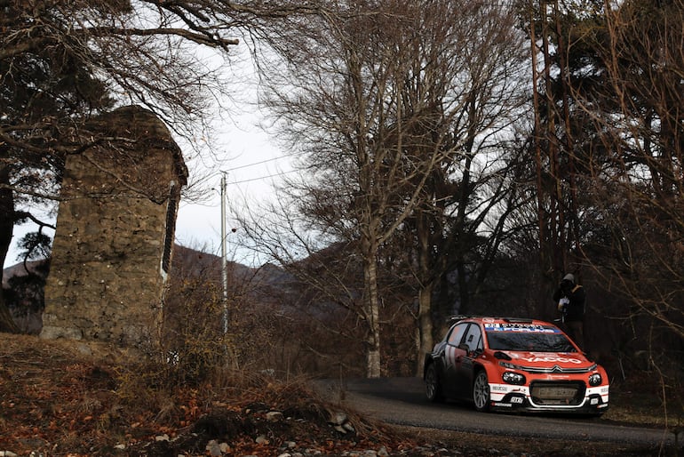 El piloto francés Yohan Rossel (Citroën C3 Rally2) comanda las acciones en la categoría WRC2.