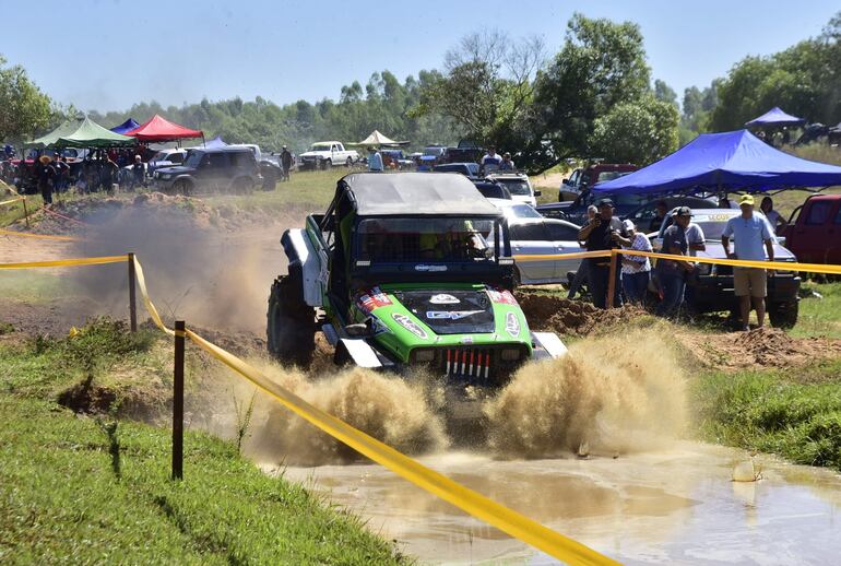 Una gran fiesta del 4x4 Off-Road se vivirá el domingo en el autódromo de Capiatá.