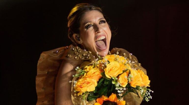 La actriz y cantante argentina Flor Bertotti recordará las canciones de "Floricienta", "Niní" y más esta noche en el SND Arena.