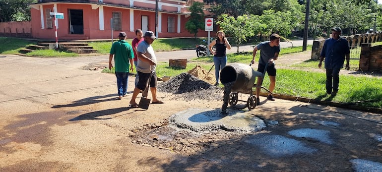 Prosigue proyecto "bache cero", en la capital de Misiones, impulsado por vecinos y concejales municipales.