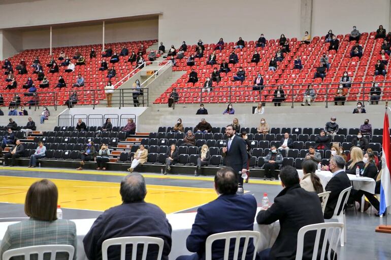 Concurso de docentes del MEC durante la pandemia del Covid.