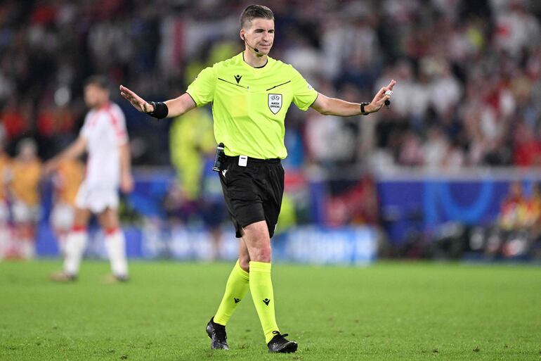 El árbitro francés François Letexier es el árbitro de la final de la final de la Eurocopa 2024 entre España e Inglaterra en el Olímpico de Berlín.