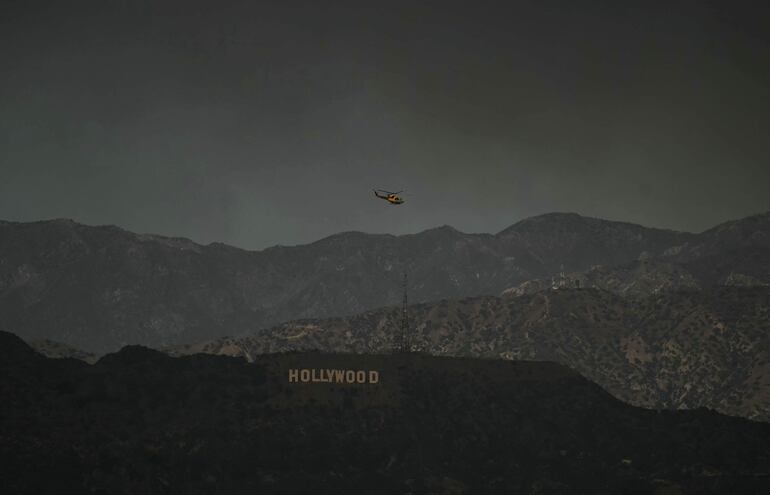 Hollywood modifica agenda de la temporada de premios por incendios en Los Ángeles