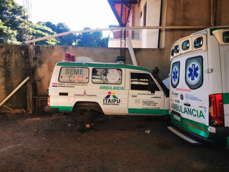 Ambulancias del SEME, inoperativas.