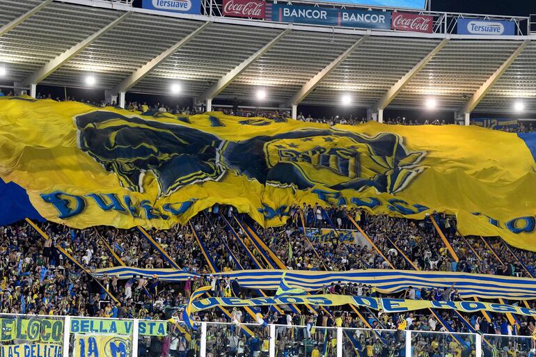 Los hinchas de Rosario Central en las semifinales de la Copa de la Liga Profesional. 