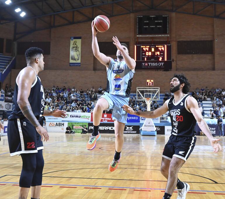 El cuarto partido entre Olimpia Kings y Deportivo San José será el viernes a las 20:00.