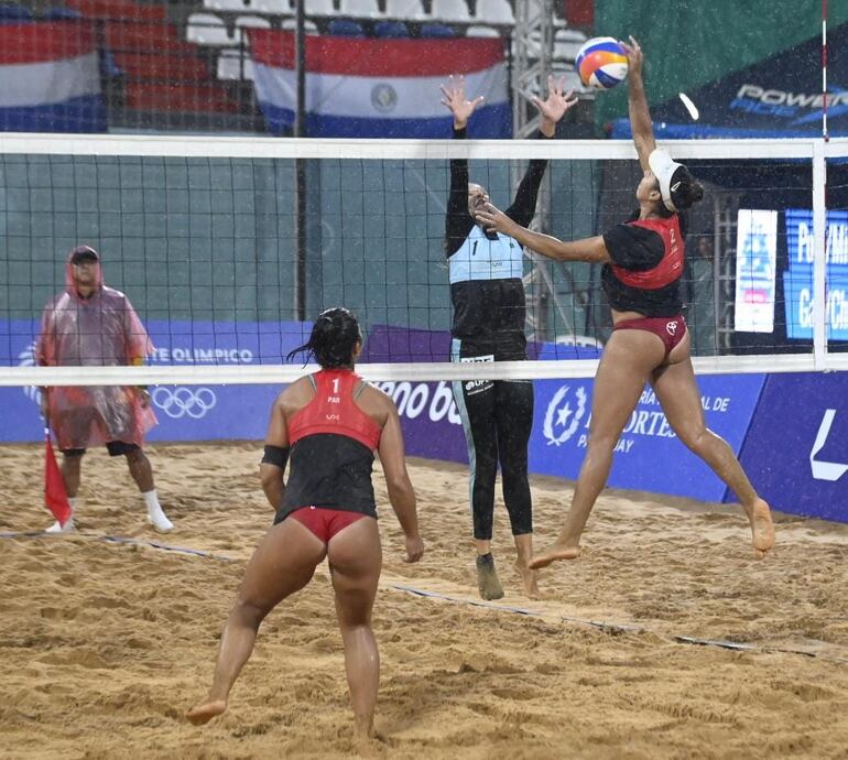 Equipo uno de vóley de playa de Paraguay clasificó a los juegos olímpicos de Francia.