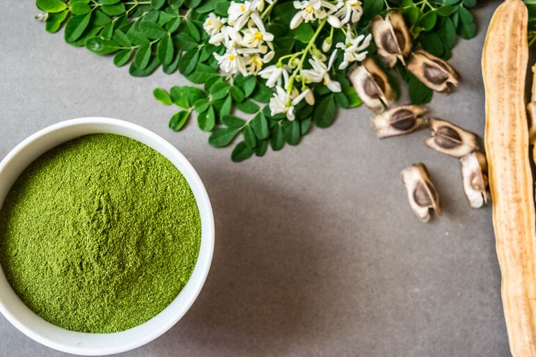 ¿Todas las partes de la moringa son comestibles?