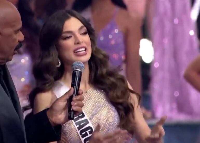 Nadia Ferreira en Miss Universe 2021