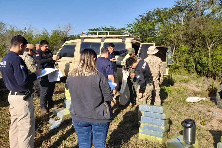 La marihuana incautada el año pasado en la colonia Karuperã 2, que sería de Macho y Yony.