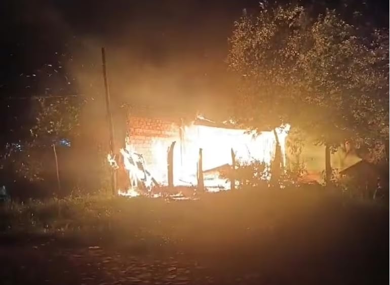 El incendio de viviendas precarias también se cobró la vida de dos personas de la tercera edad, durante la Navidad.