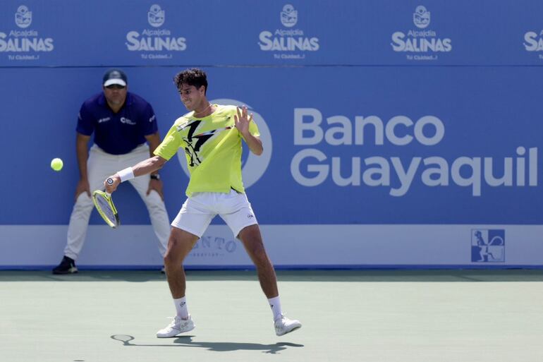 Daniel Vallejo no regaló nada en su presentación en el cuadro principal del Challenger de Salinas, jugando un gran partido.