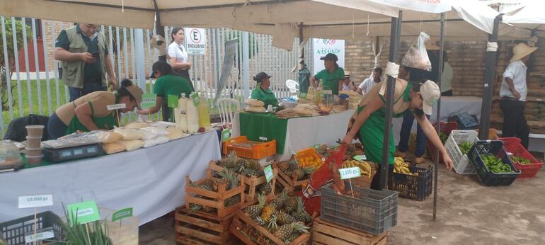 El aumento de las ferias en esta parte del departamento de San Pedro apoyado  por el Ministerio de Agricultura y Ganadería MAG, está generando mucho interés  de las familias campesinas.