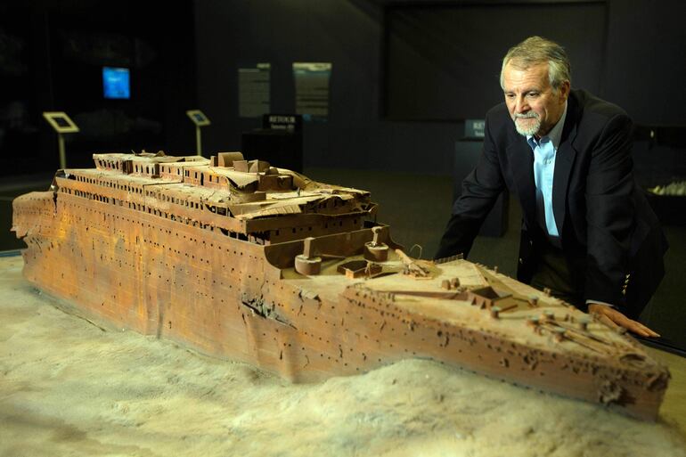 Las primeras declaraciones de homenaje al francés Paul-Henri Nargeolet, apodado “Mr. Titanic” y reconocido explorador de las profundidades marinas, empezaron este viernes tras conocerse su trágica muerte durante una visita frustrada a los restos del transatlántico.