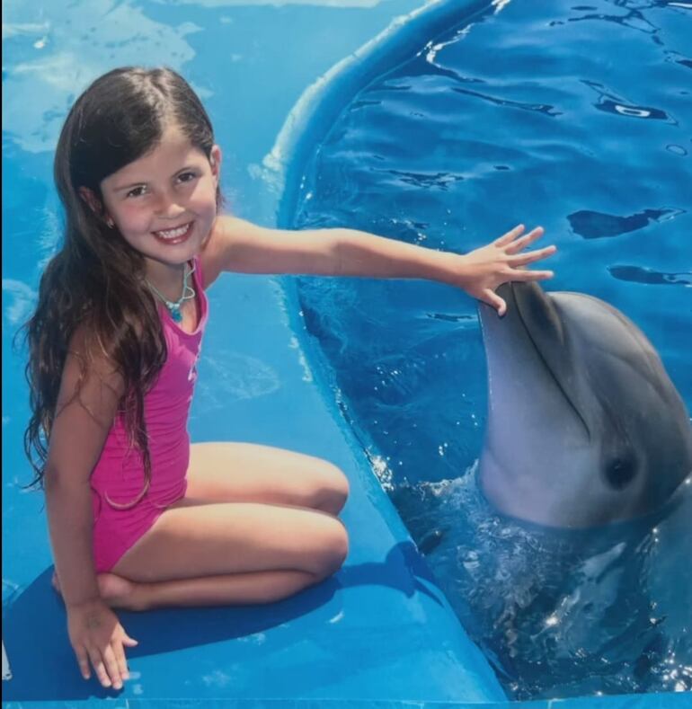 La pequeña Leonie Haedo disfrutando de sus vacaciones en las Islas Baleares.
(Captura de la historia de Instagram de Tynka Valdez)