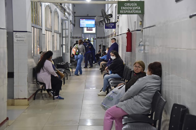 Por incendio forestales que causan la mala calidad del aire, aumentó el número de pacientes que requiere internación por virus respiratorio, dice Salud Pública.